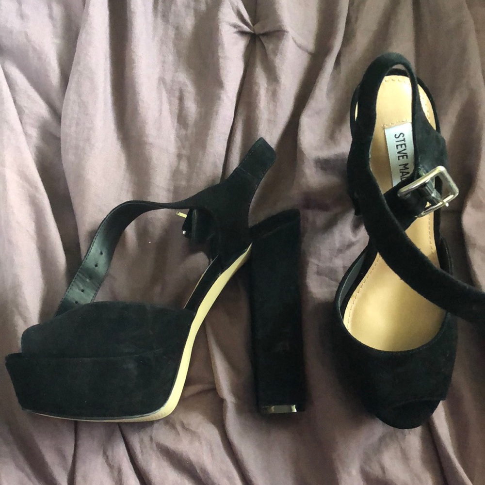 Steve Madden Black Sandals